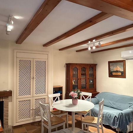 ולנסיה Chalet Adosado En La Playa De El Perellonet Con Piscina, Pista Tenis מראה חיצוני תמונה