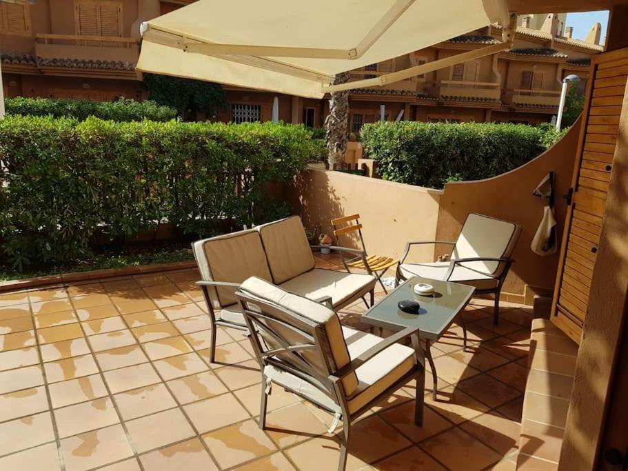 ולנסיה Chalet Adosado En La Playa De El Perellonet Con Piscina, Pista Tenis מראה חיצוני תמונה
