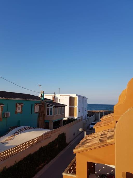 ולנסיה Chalet Adosado En La Playa De El Perellonet Con Piscina, Pista Tenis מראה חיצוני תמונה