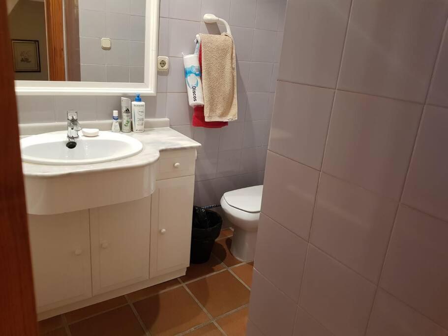 ולנסיה Chalet Adosado En La Playa De El Perellonet Con Piscina, Pista Tenis מראה חיצוני תמונה